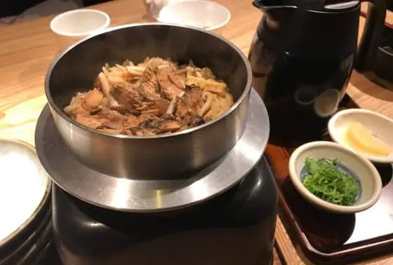 鰹の釜飯はそのまま＆お茶漬けで
