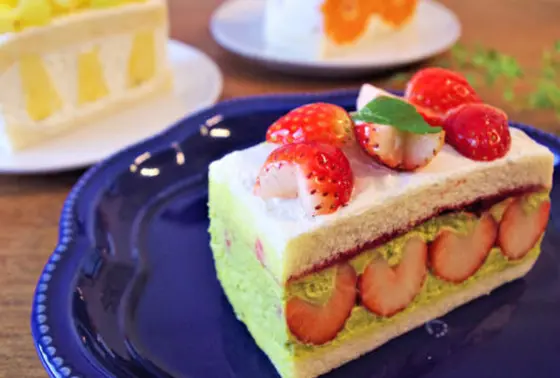 まるてケーキみたいなフルーツサンド
