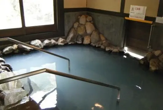 露天風呂に併設の内湯