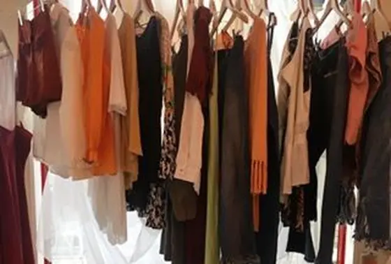 女の子らしいお洋服たち。