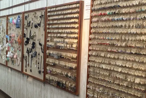 アクセサリーがAll290円！