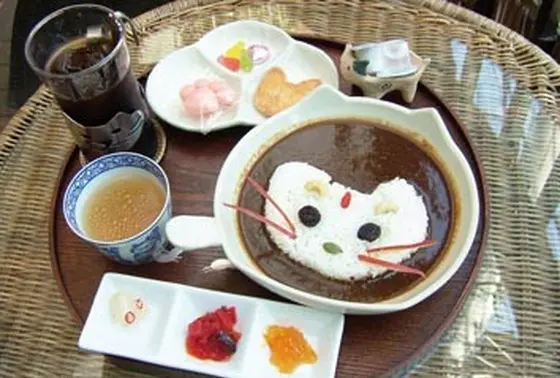 猫をモチーフに
