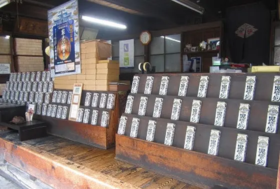 お店の中は....