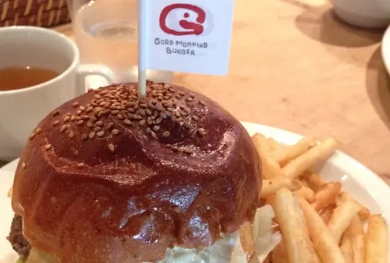 がっつり食べたい人にオススメのハンバーガー