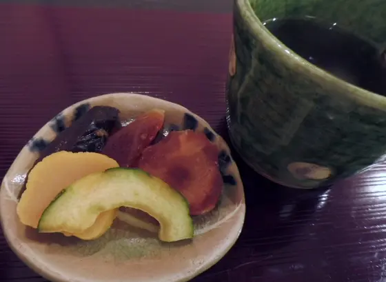 お漬物はお代わり自由