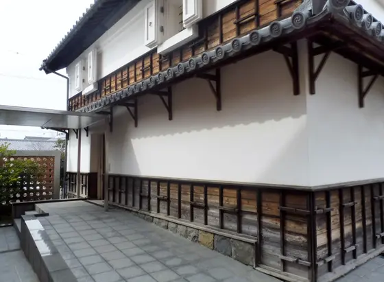 土蔵にアトリエを再現