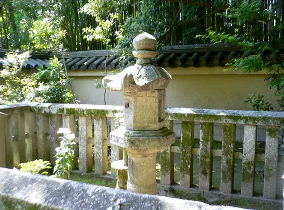 灯篭がお墓…？