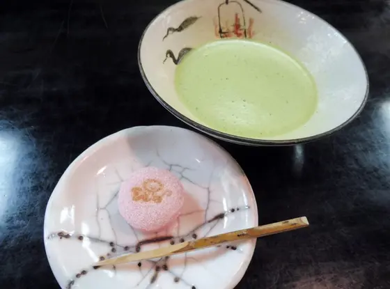 お抹茶とお菓子