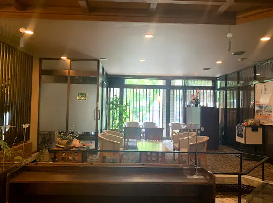 ラウンジ