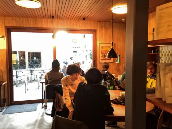 店がオシャレなら、、