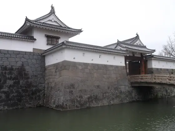 東御門