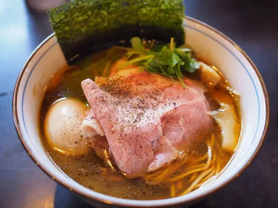 ⚫︎四つ葉ブラック