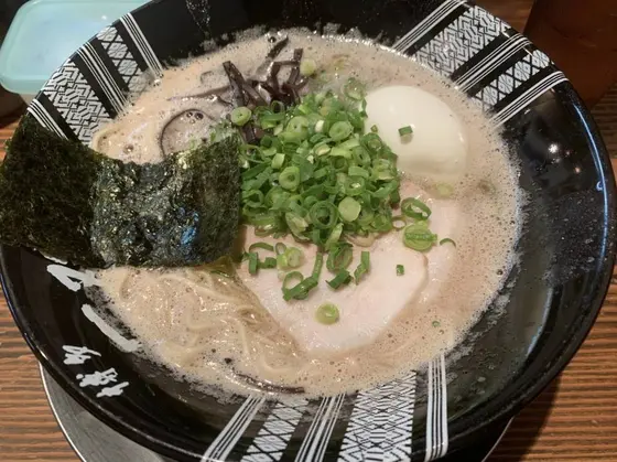とんこつの味玉付