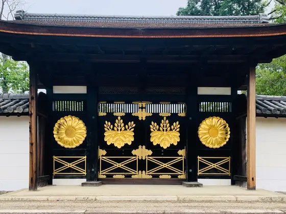 三宝院   唐門（国宝）