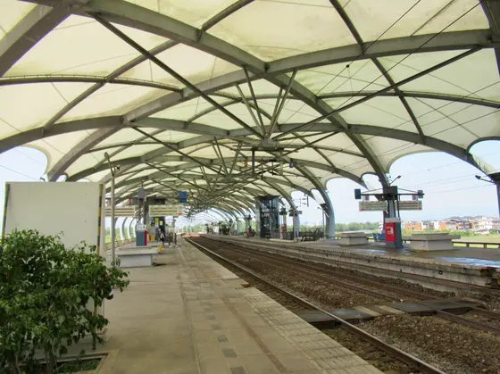 冬山車站（駅）ホーム