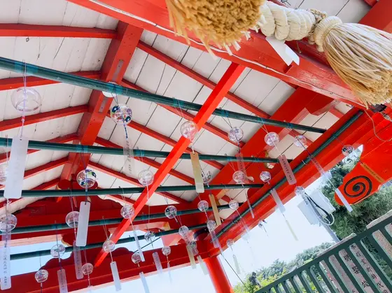 入り口頭上の風鈴