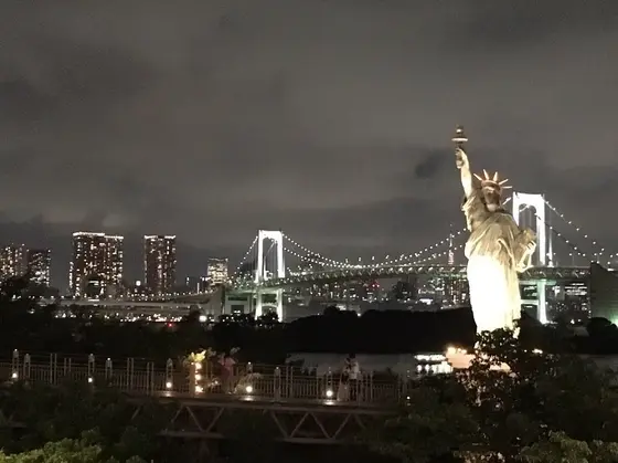 自由の女神像