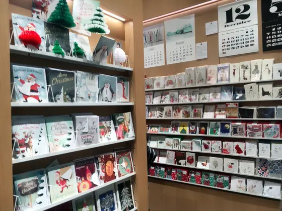 見渡す限りのカード！