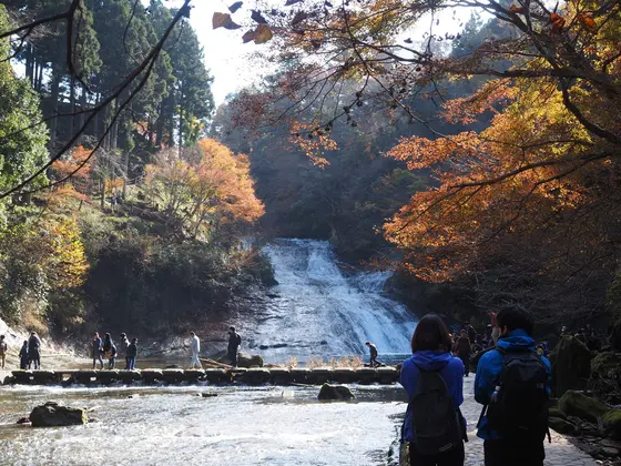 粟又の滝（あわまたのたき）