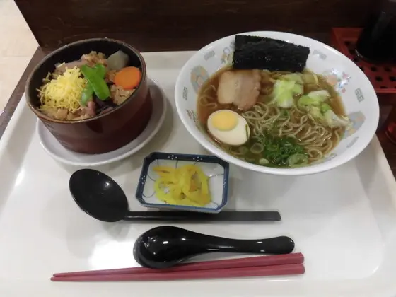 明石食堂