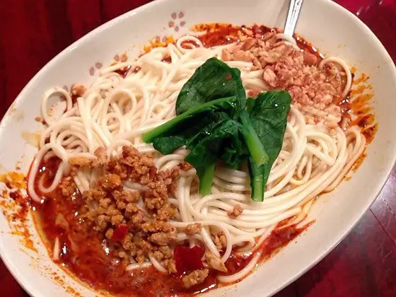 特製汁なし担々麺