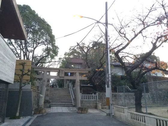 鳥居