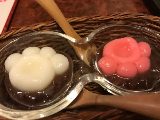 可愛い肉球白玉♪