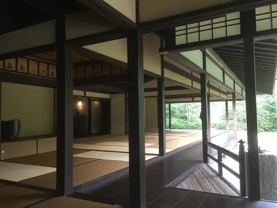 丈山苑の中から