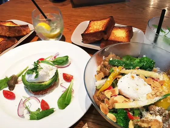 色とりどりでバランスの取れたお料理