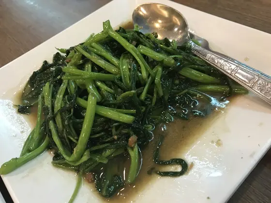 空芯菜とガーリックの炒め物