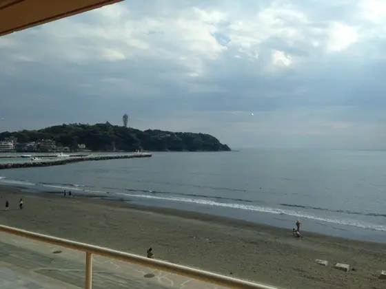 江ノ島と相模湾を眺めながら。