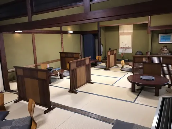広間