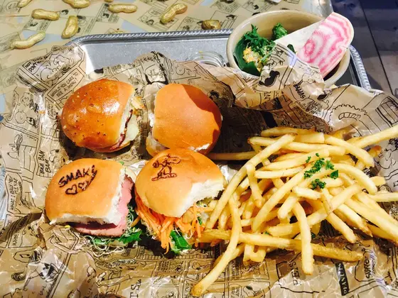 ザグースエッグスライダー