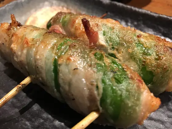 ピーマンの中にチーズがとろーり