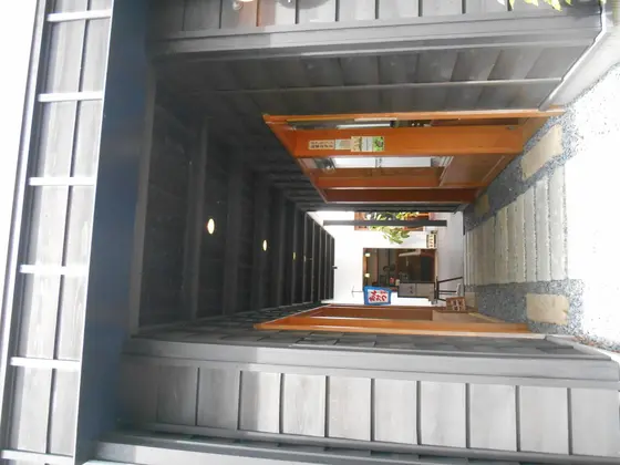 この奥にもカフェが…！！