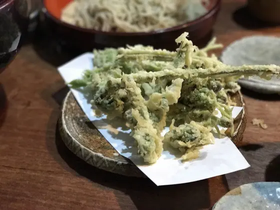 山菜天ぷら