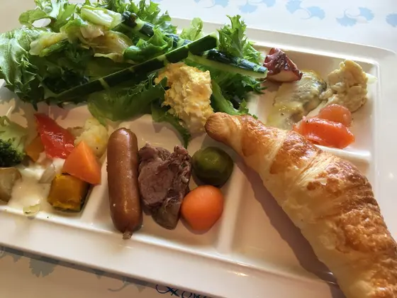 サラダ系も充実しています✨