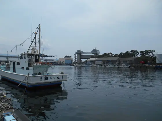 漁港