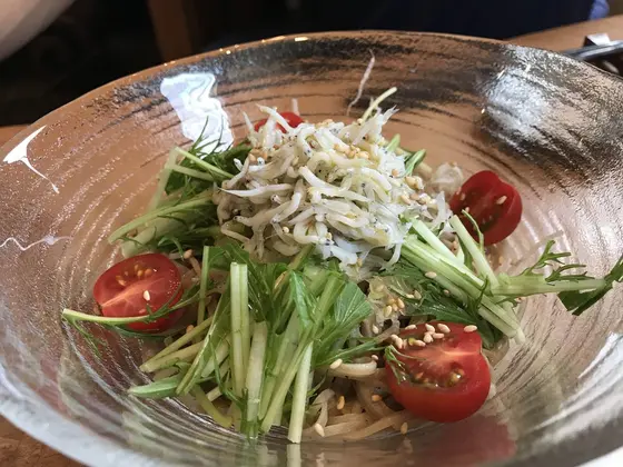 しらすのお蕎麦が人気ぽい