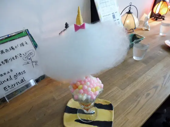 桃太郎の鬼パフェ