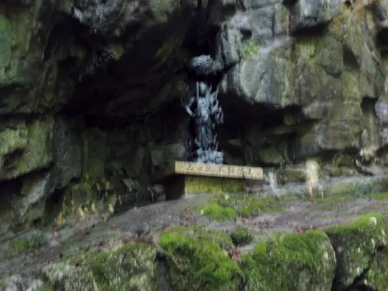 お不動さまも祀られています