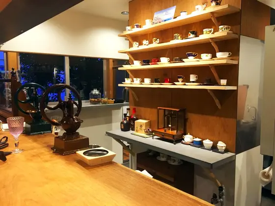 デザインの異なるカップがずらり