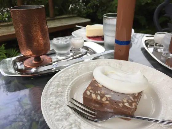 生クリームが動物性