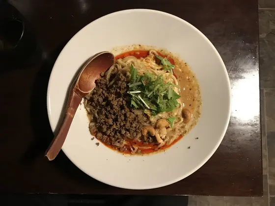 汁なし担々麺