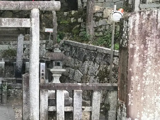 明治天皇皇后の碑