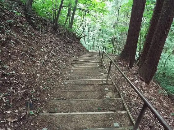 下山