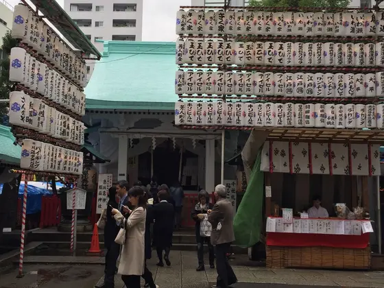 椙森神社境内