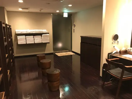 脱衣所