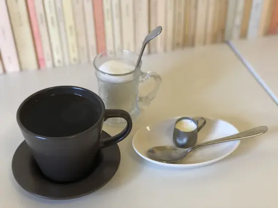 ペーパードリップで淹れたコーヒー