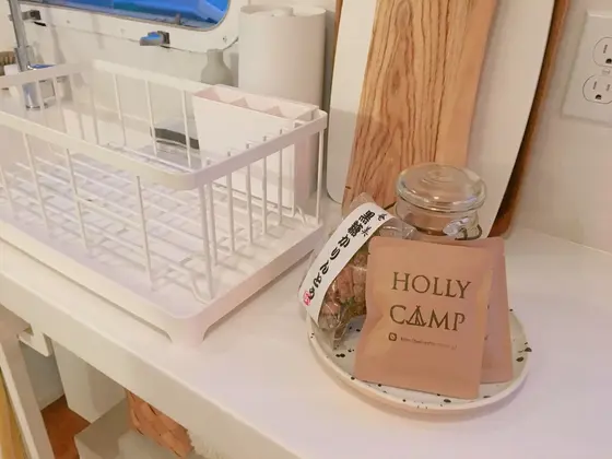 オリジナルのコーヒーと凪やの黒糖かりんとう